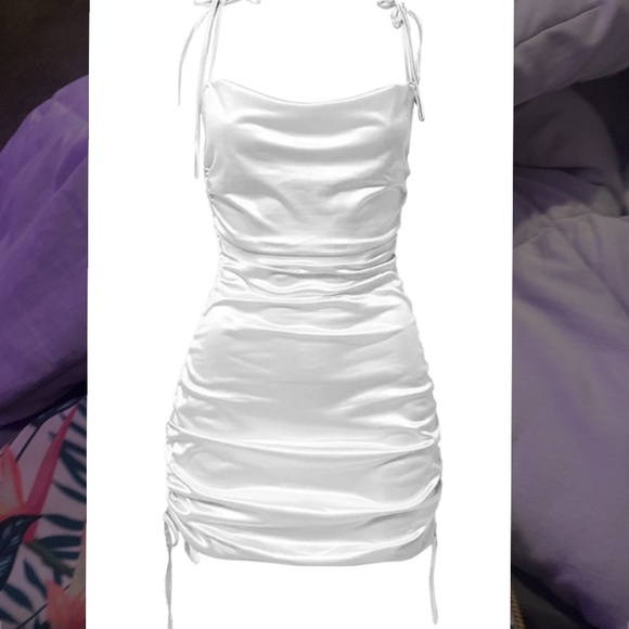 White silk dress from LEAU. Never worn. - Picture 2 of 3